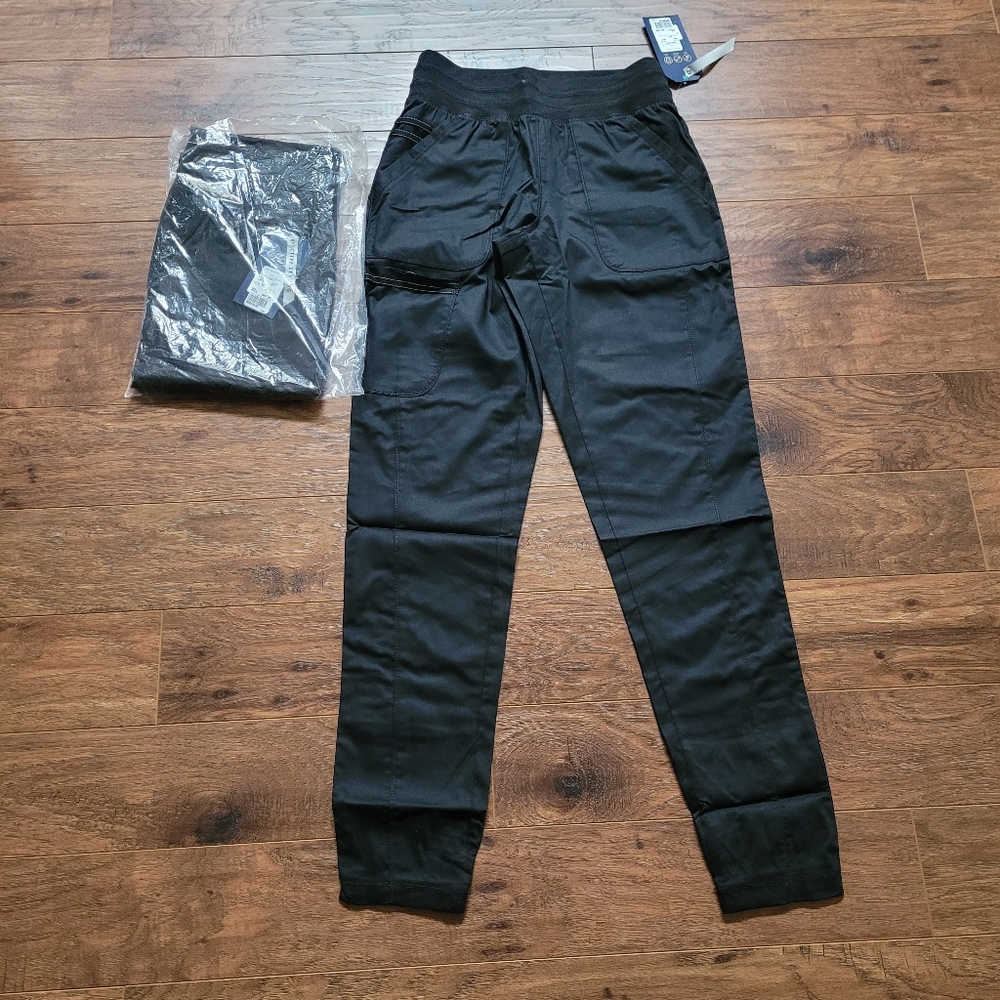 2 Pairs Scrub Pants